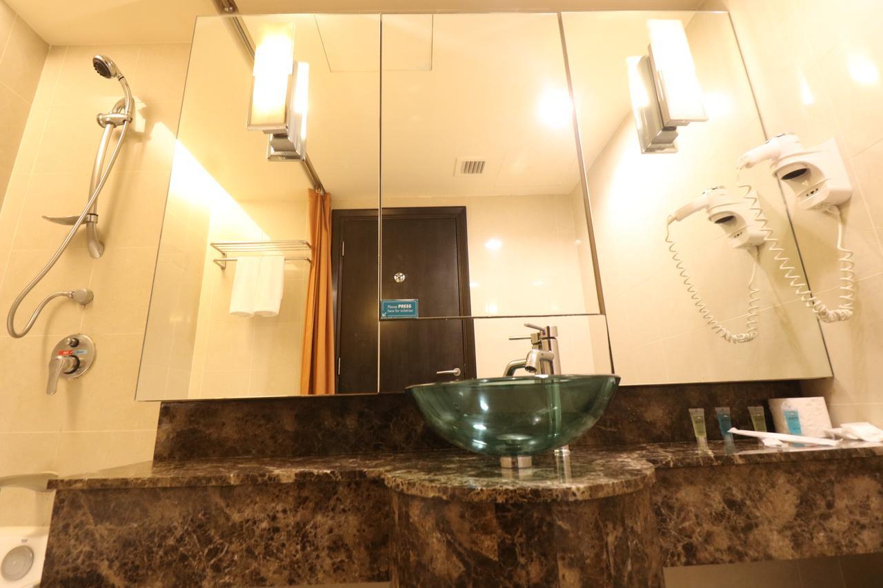 Millennium Suite At Pyramid Tower Petaling Jaya Zewnętrze zdjęcie