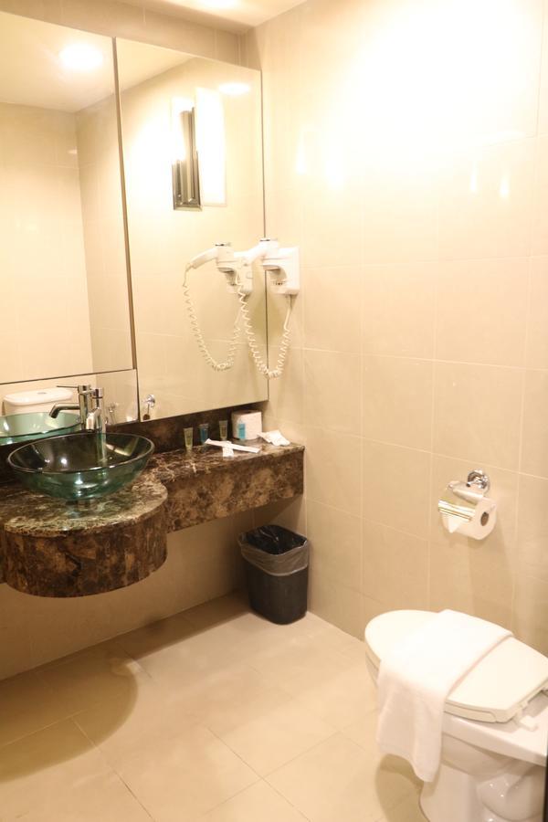 Millennium Suite At Pyramid Tower Petaling Jaya Zewnętrze zdjęcie