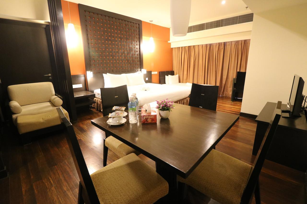 Millennium Suite At Pyramid Tower Petaling Jaya Zewnętrze zdjęcie